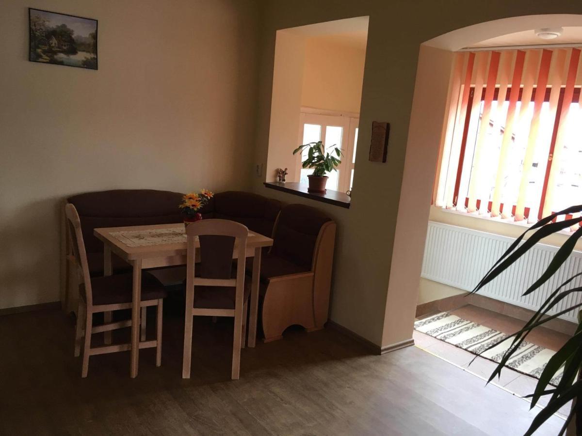 Bicsak Apartman Apartman Gyergyóalfalu Kültér fotó